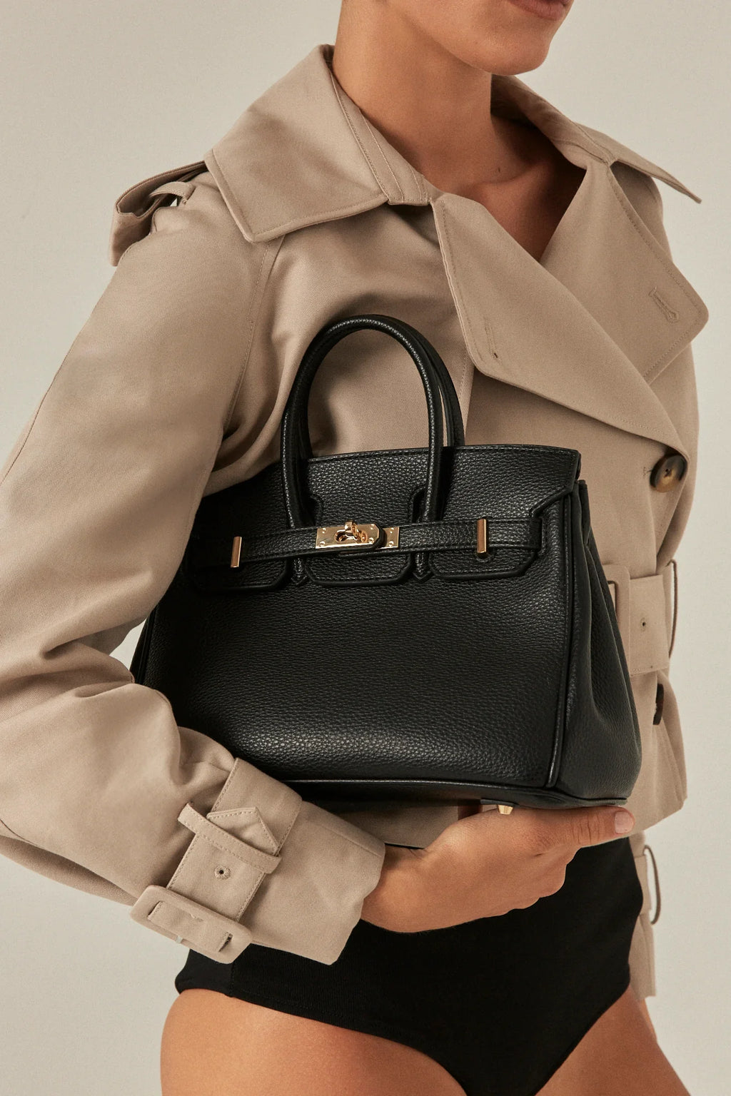 HAMPTON HANDLE BAG - BLACK PEBBLE