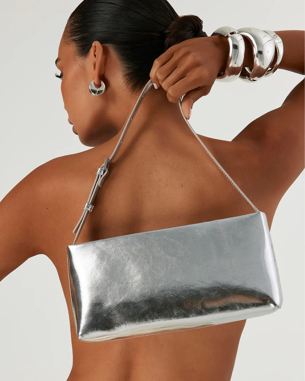 LIVIA SHOULDER BAG - SILVER METALLIC