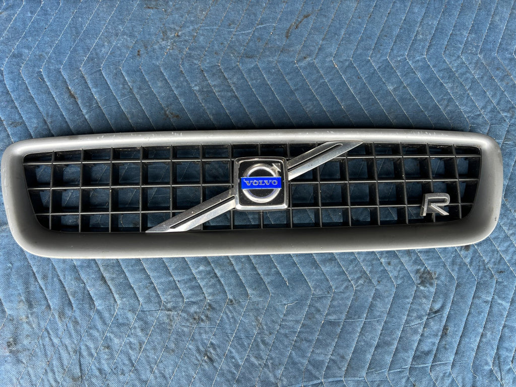 2005-2007 Volvo S60R V70R Front Upper Grille Grill w/ Emblem OEM #2935EM