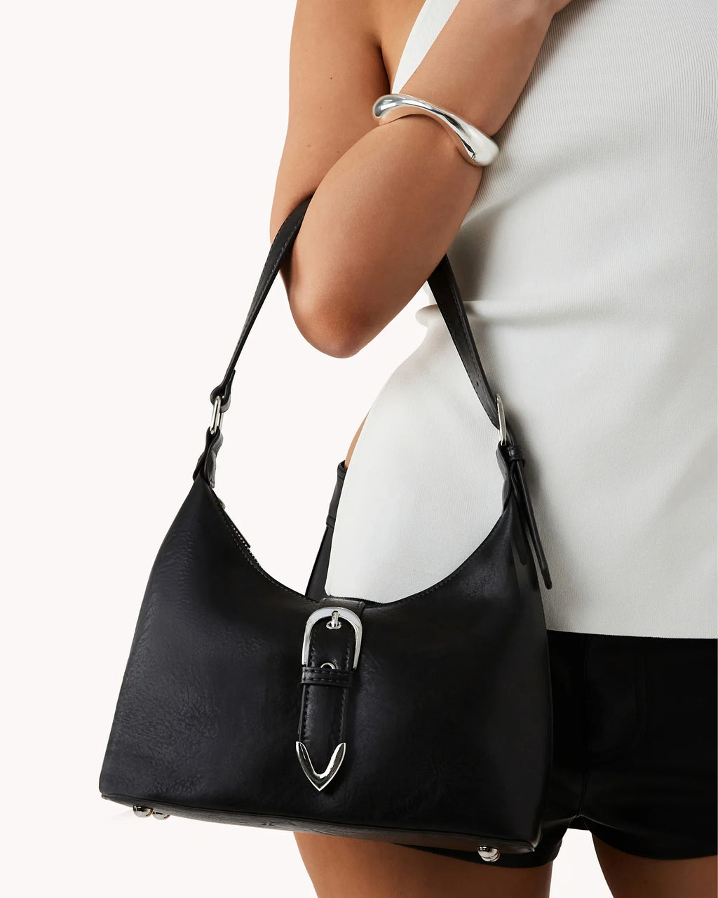 LYRA SHOULDER BAG - BLACK TUMBLE-SILVER