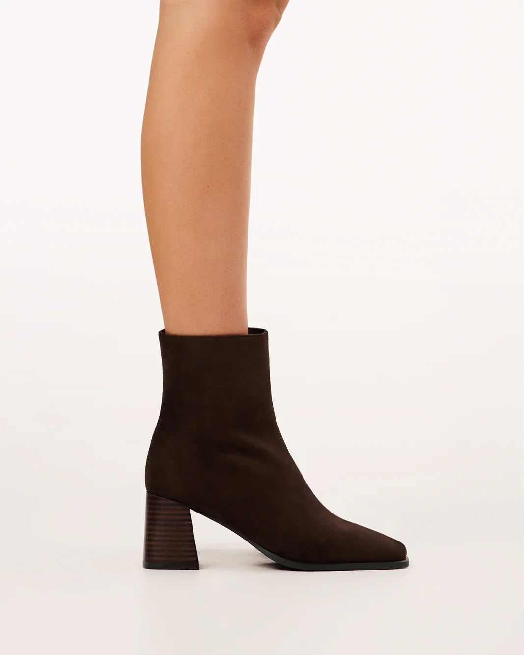 ALANIA - DARK CACAO SUEDE