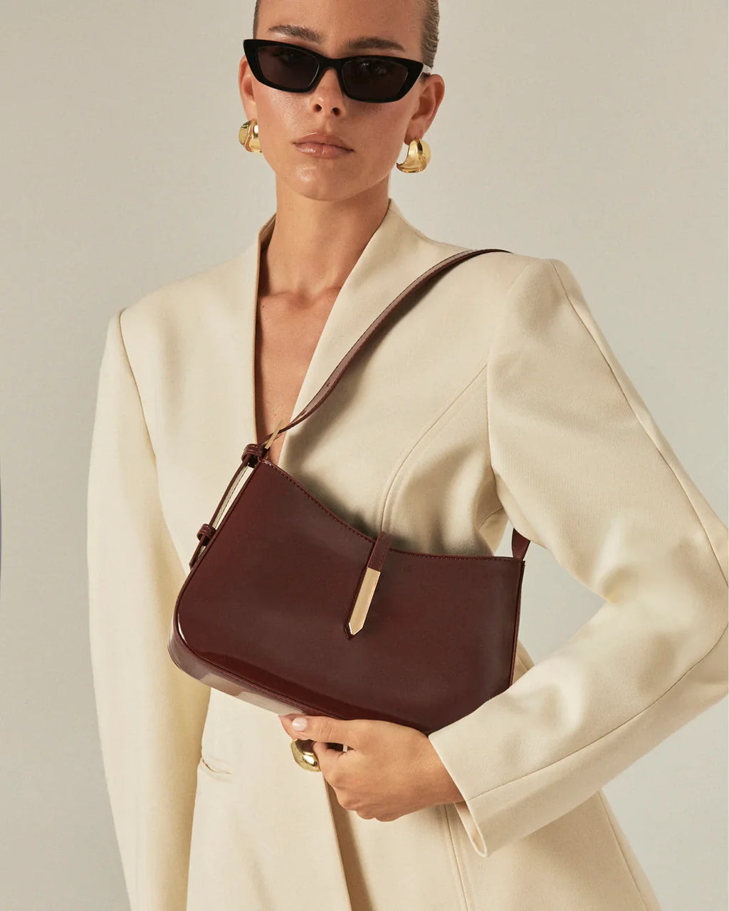 BERGMAN SHOULDER BAG - DARK CHERRY PATENT
