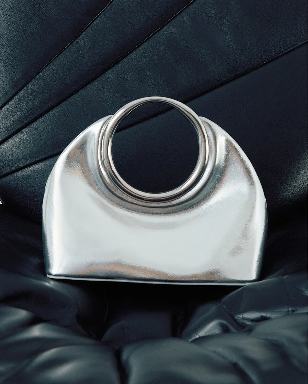 MONROE HANDLE BAG - SILVER METALLIC