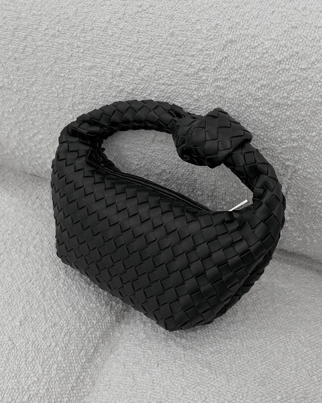 KERI HANDLE BAG - BLACK