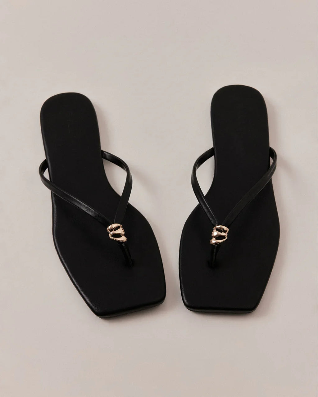 TARON - BLACK